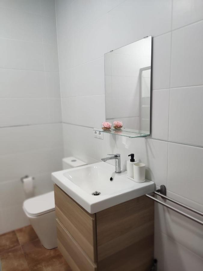 Apartment In The Center Of Севиля Екстериор снимка