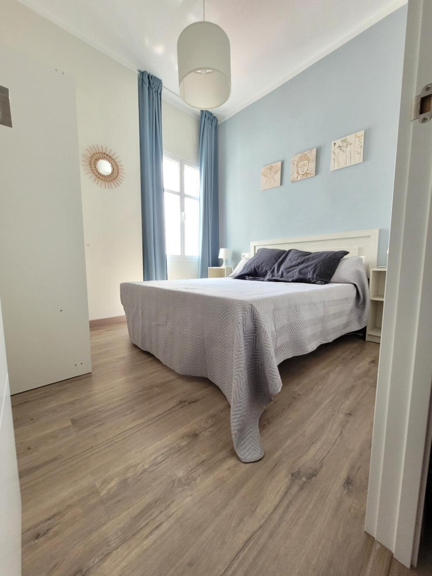 Apartment In The Center Of Севиля Екстериор снимка