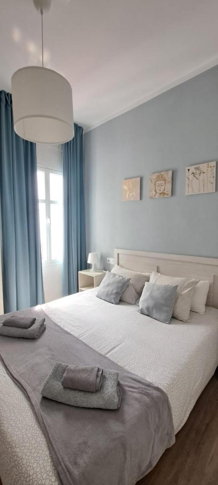Apartment In The Center Of Севиля Екстериор снимка